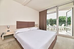 Hotel Mediteran Plava Laguna