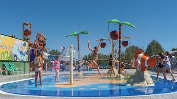 H10 Mediterranean Village