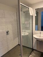 Brighton Hotel Motel