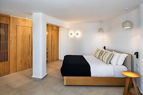 Callia Retreat Adults Only