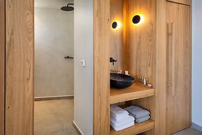 Callia Retreat Adults Only