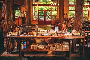 La Aldea de la Selva Lodge