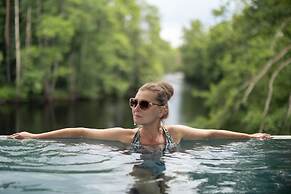 HESTRAVIKEN HOTEL & SPA
