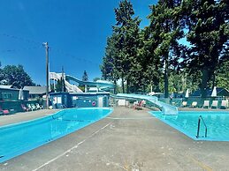 Riverside Resort & RV Park