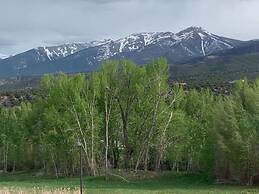 Hampton Inn & Suites Salida