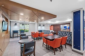 Holiday Inn Express & Suites Maumelle - Little Rock NW by IHG