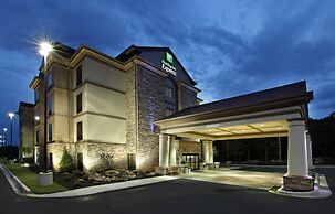 Holiday Inn Express & Suites Maumelle - Little Rock NW by IHG
