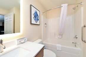 Candlewood Suites Northeast Kansas City by IHG