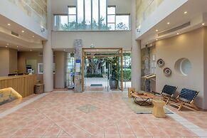 Blue Sea Beach Affiliated by Melia