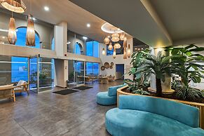 Blue Marine Resort & Spa