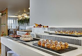 Blue Marine Resort & Spa