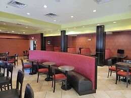 Holiday Inn Garland by IHG
