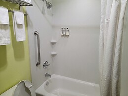 Holiday Inn Garland by IHG