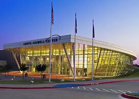 Holiday Inn Garland by IHG