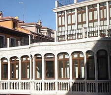 Hotel Villa De Aranda