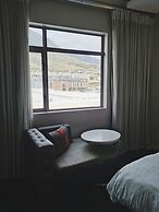 DoubleTree by Hilton Cape Town - Upper Eastside