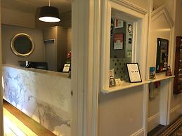 Avonmore on the Park Boutique Hotel