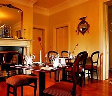 Maudlins House Hotel