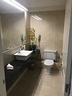 Maudlins House Hotel