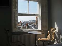 Aquarium Guest House