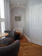 Aquarium Guest House