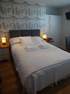 Aquarium Guest House