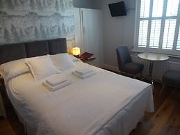 Aquarium Guest House