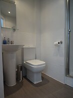 Aquarium Guest House