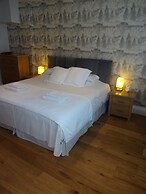 Aquarium Guest House