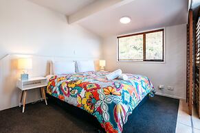 Onetangi Beach Apartments