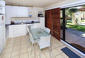 Onetangi Beach Apartments