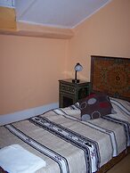 Porto Riad Guest House