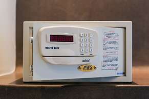 The Houben - Adult Only