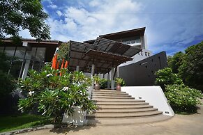 The Houben - Adult Only