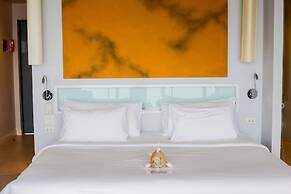 The Houben - Adult Only