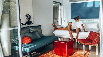 The Houben - Adult Only