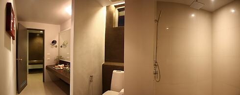 The Houben - Adult Only