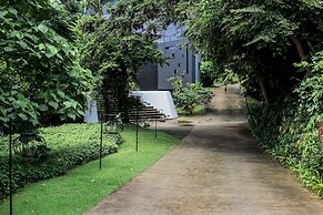 The Houben - Adult Only