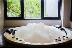 The Houben - Adult Only