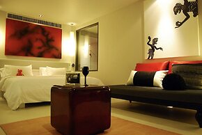 The Houben - Adult Only