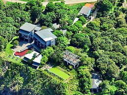 The Houben - Adult Only