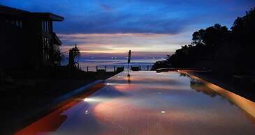 The Houben - Adult Only