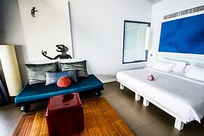 The Houben - Adult Only