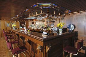 Hotel del Lago Golf & Art Resort