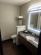 Super 8 by Wyndham Lake of the Ozarks
