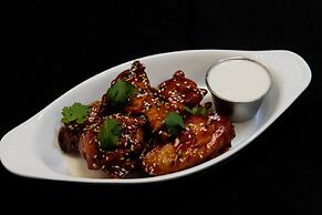 Holiday Inn Newark International Airport by IHG