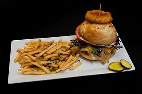 Holiday Inn Newark International Airport by IHG