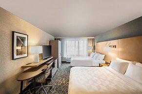 Holiday Inn Newark International Airport by IHG