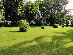 Radisson Hotel Sector 29 Gurugram