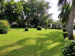 Radisson Hotel Sector 29 Gurugram